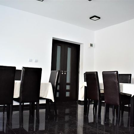 Pensiunea Alexandra Corbii Mari Exterior foto